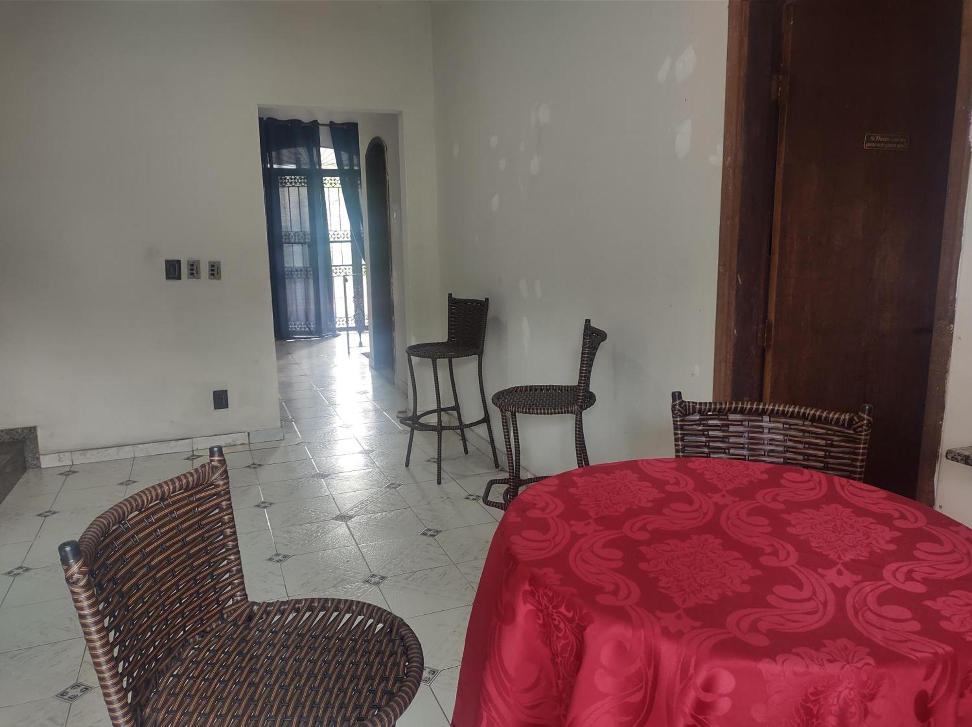 Casa A Trabalho Garagem E Internet Gratis Proximo As Praias Habitación en casa particular *